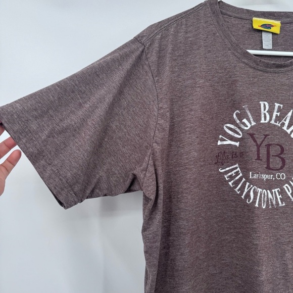 Hanna Barbera T Shirt Men XL Heather Brown Yogi Bear Jellystone Short Sleeve - Picture 3 of 8